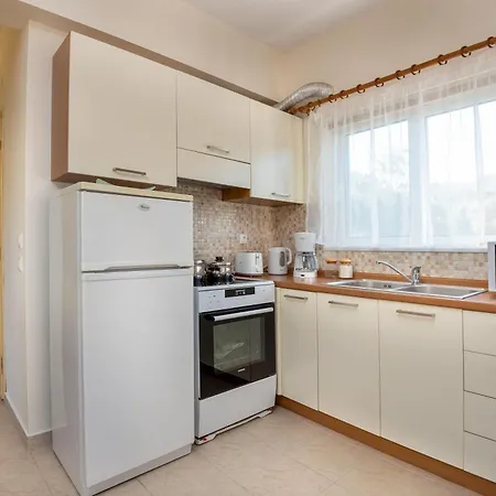 Prázdninový dům Evgenias Olive House