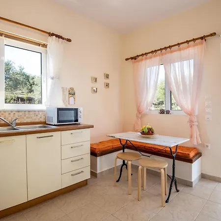 Evgenias Olive House * Калаф