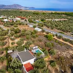 Evgenias Olive House Casa de Férias